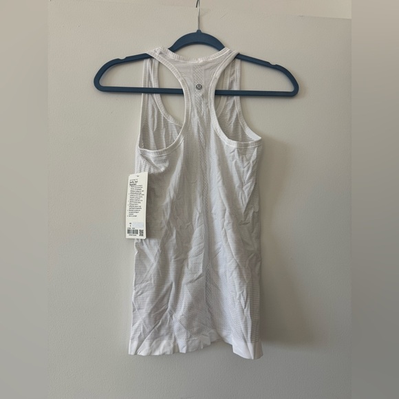 Lululemon Swiftly Tech Racerback Tank Top in White, size 4 NWT - Picture 6 of 6